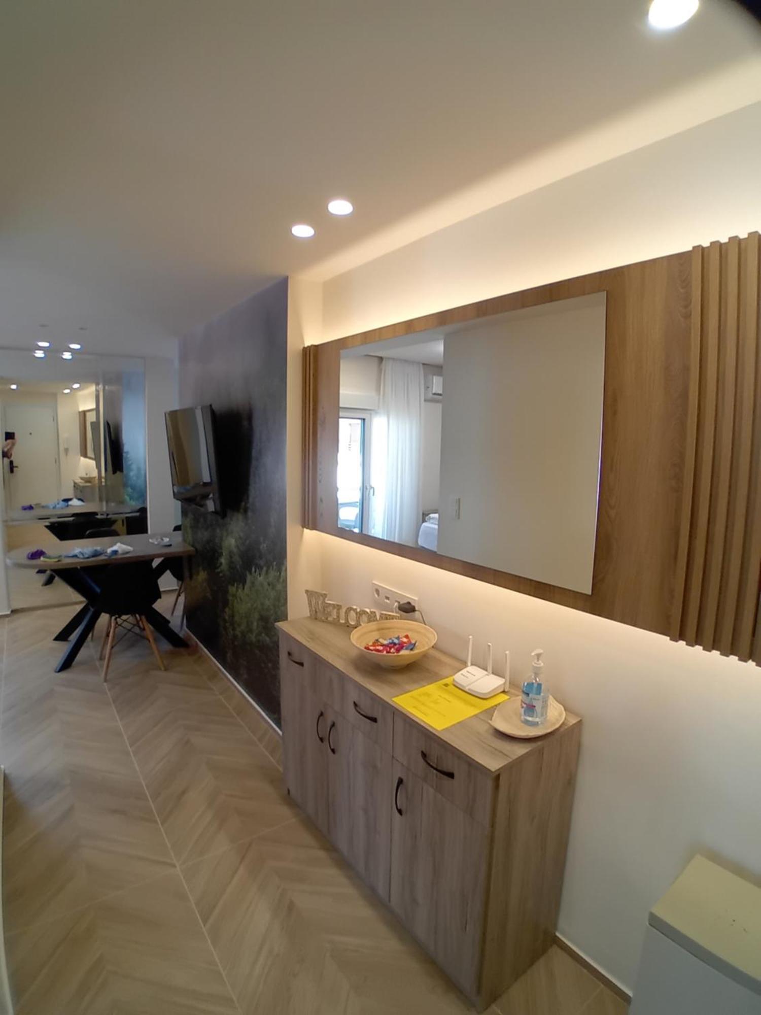 Amber'S Home อเล็กซานโดรโพลิส ภายนอก รูปภาพ